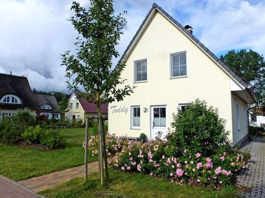 Immobilie in Glowe - Ferienhaus mit Wohlfühlcharakter in traumhafter Lage - Bild 1