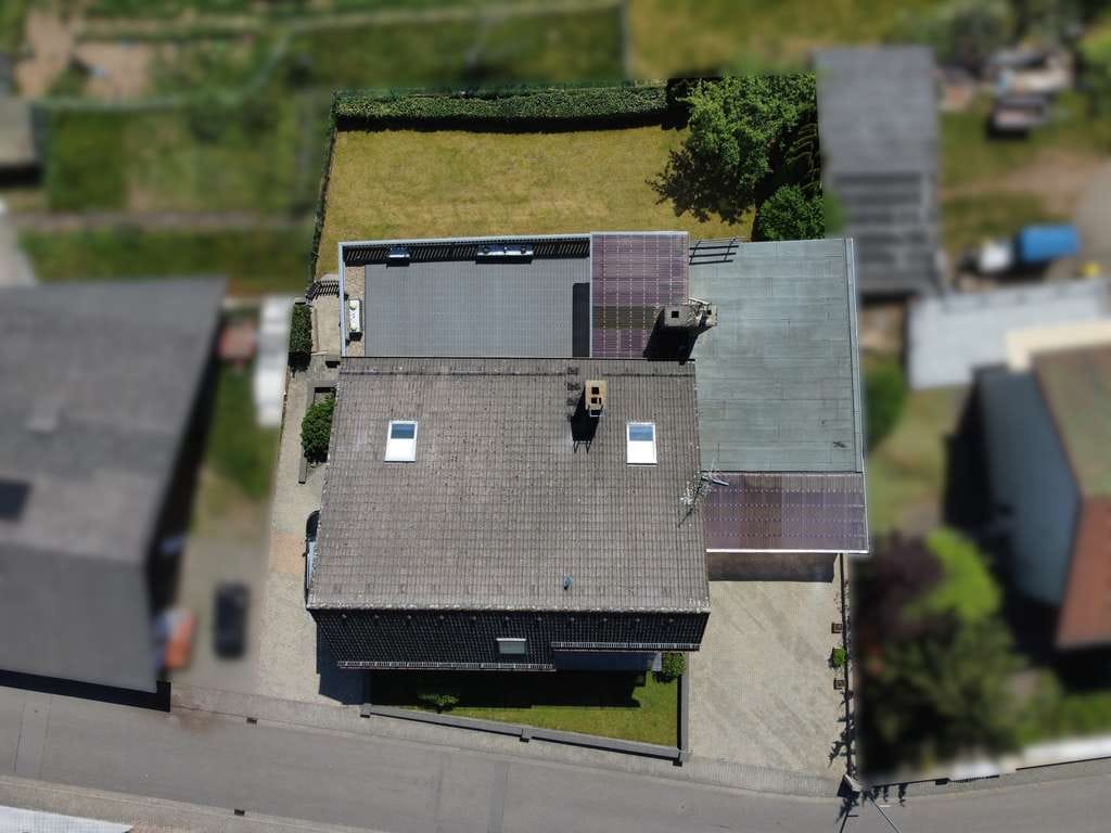 Immobilie in Schmalenberg - Großzügiges Einfamilienhaus mit Einliegerwohnung und traumhaftem Weitblick! - Bild 2