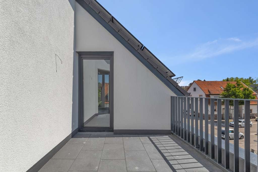 Immobilie in Ölbronn-Dürrn - Erstbezug! Neubau aus 2025! hohe Decken, traumhafte Ausstattung! TG Stellplatz! - Bild 3