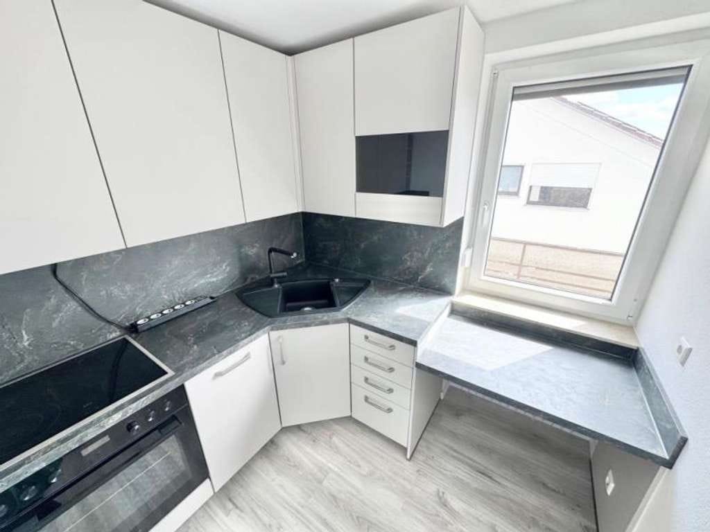 Immobilie in Tübingen - Exklusives Angebot! Stilvolle 2 Zimmer-Wohnung in herrlicher Wohnlage! - Bild 4