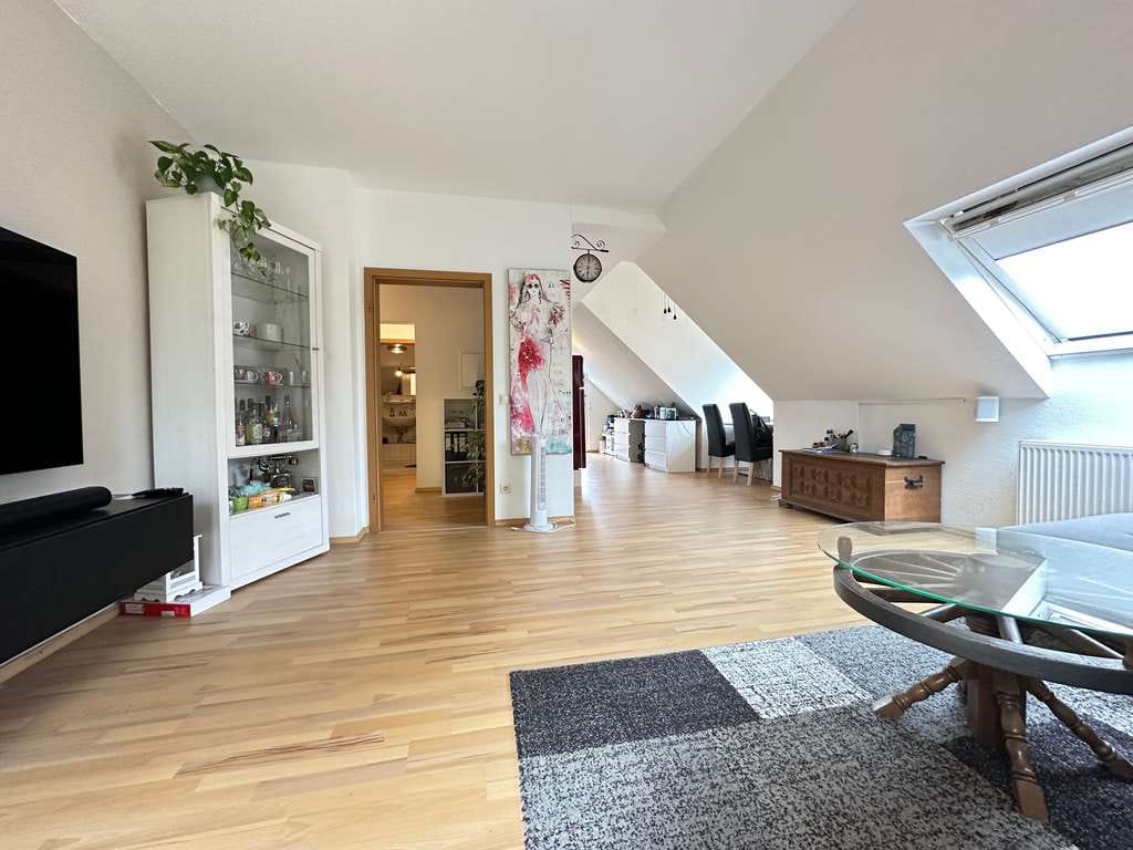 Immobilie in Kleve - Attraktives Wohn- und Geschäftshaus mit sechs Einheiten und Aufteilungspotenzial - Bild 2