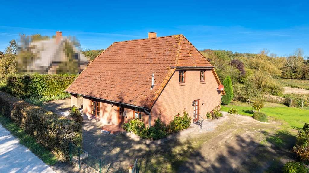 Immobilie in Altenkrempe - Raus auf´s Land! Einfamilienhaus mit Weitblick über Felder und Wiesen in Stolpe - Bild 4