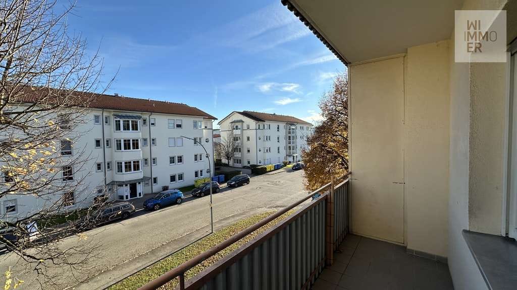 Immobilie in Burgkirchen an der Alz - Geräumige 4-Zimmer-Wohnung in Burgkirchen sucht neuen Eigentümer! - Bild 2