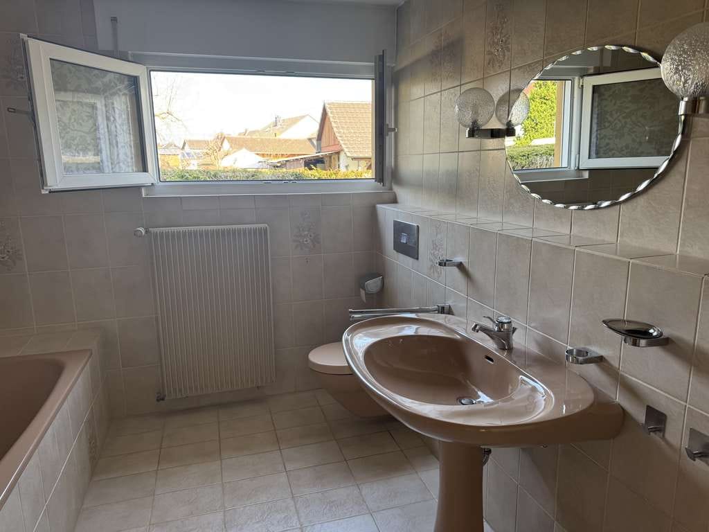 Immobilie in Neuenburg am Rhein - Hübsches Handwerkerhäuschen mit Charakter sucht neuen Eigentümer - Bild 2
