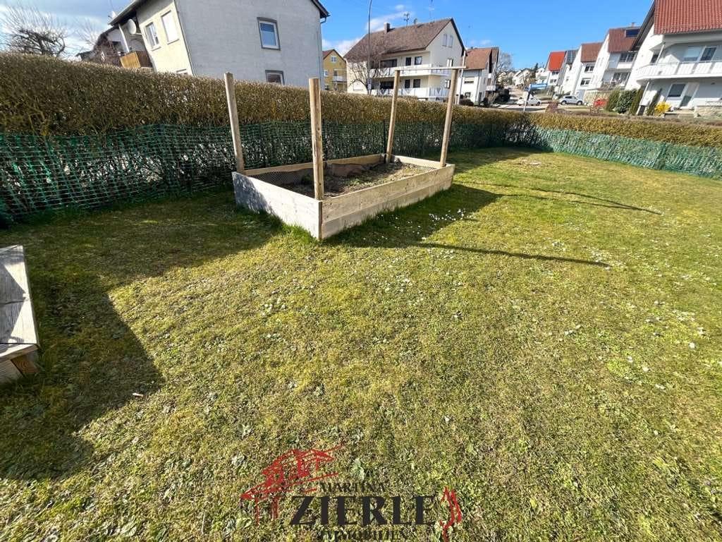 Immobilie in Böhmenkirch - Dreifamilienhaus mit schönem, großem Garten! Eigennutzer und Kapitalanleger aufgepasst! - Bild 3
