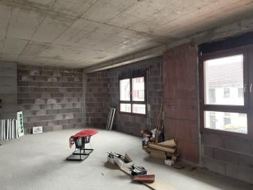 Immobilie in Burladingen - Ein Stockwerk / Gewerbeeinheit / Wohnungen - Bild 1