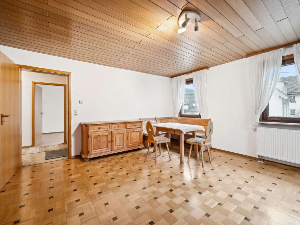 Immobilie in Lenningen - Naturnah und familienfreundlich – Haus mit Potenzial in ruhiger Wohnlage in Lenningen - Bild 4