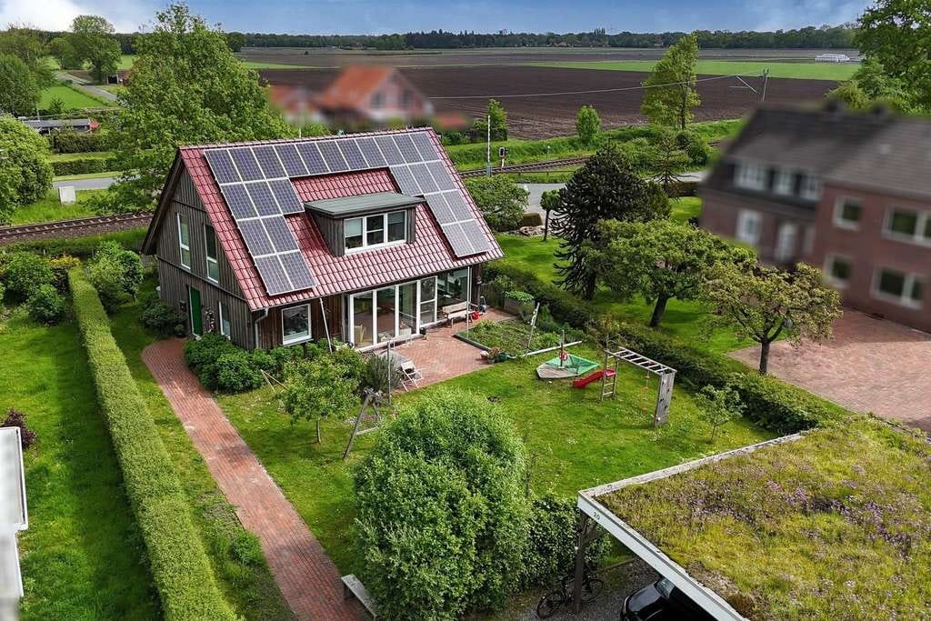 Immobilie in Nortmoor - Nachhaltig wohnen in Nortmoor: KfW 40+ Einfamilienhaus mit Photovoltaik & Erdwärme - Bild 0