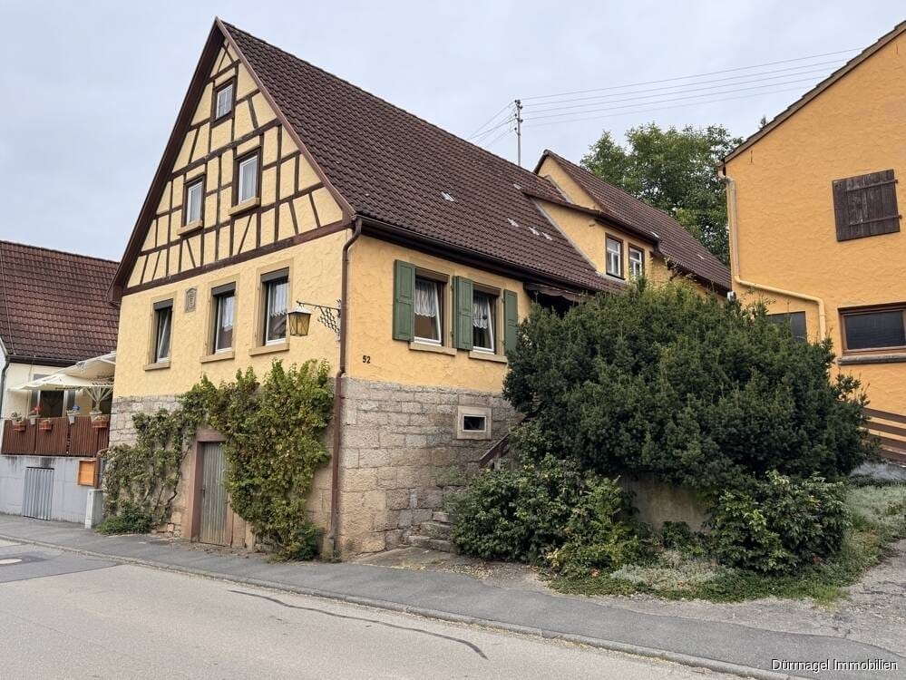 Immobilie in Weikersheim - Haus mit Garten und Scheune - Bild 0