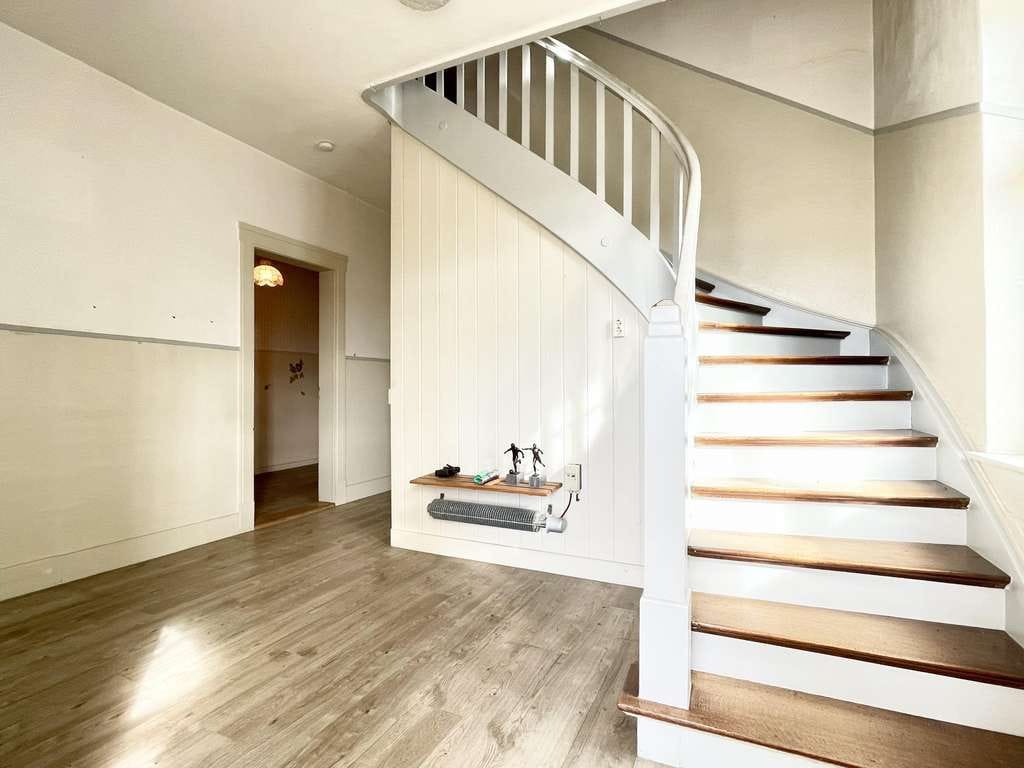 Immobilie in Efringen-Kirchen - für den Handwerker: 4-Zimmer Wohnung im Stil einer DHH mit Garten und Schopf 
in Kleinkems - Bild 2