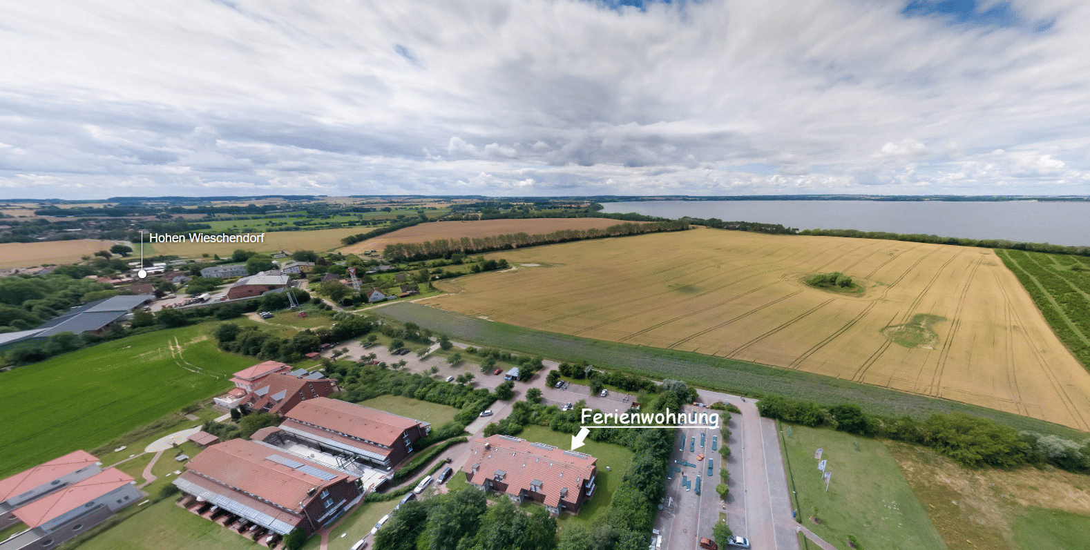 Immobilie in Hohenkirchen - Traumhafte ruhig gelegene Ferienwohnung direkt an der Ostsee mit Weit- und Meerblick - Bild 0