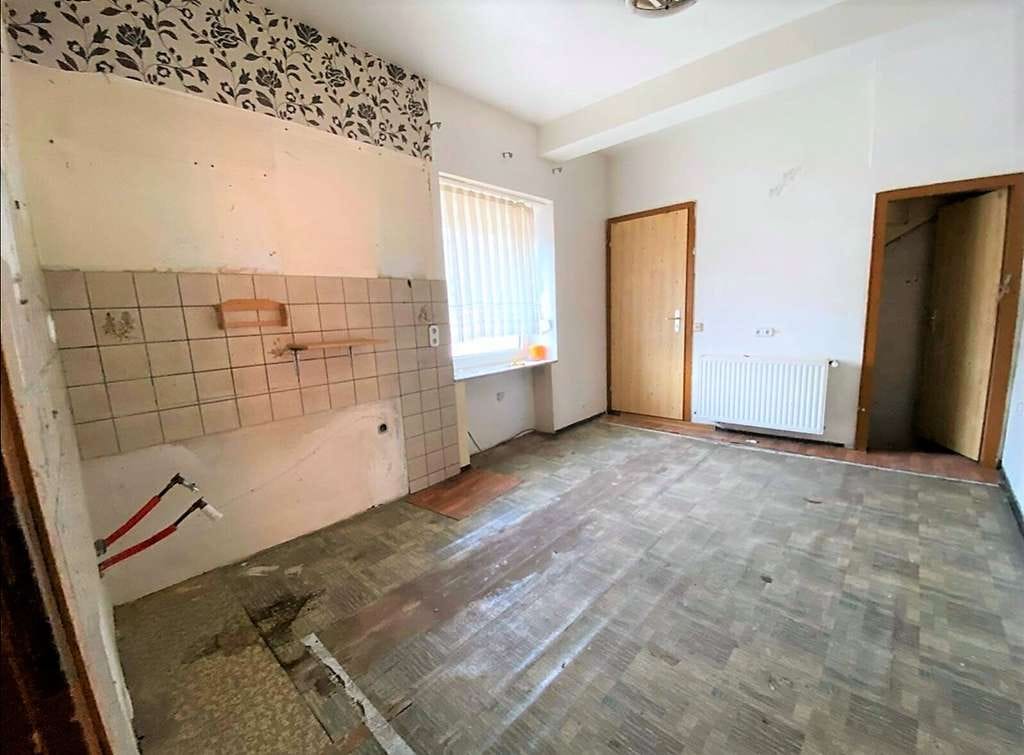 Immobilie in Herzogenrath - **Charmantes Haus wartet auf liebevollen Handwerker**-Schönes Anwesen mit etwas Pflegebedarf- - Bild 4