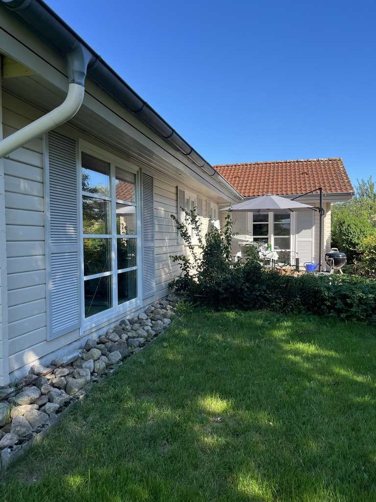 Immobilie in Jerrishoe - Einfamilienhaus/ Holzhaus mit schönem Grundstück und lichtdurchfluteten Räumen  - Bild 0