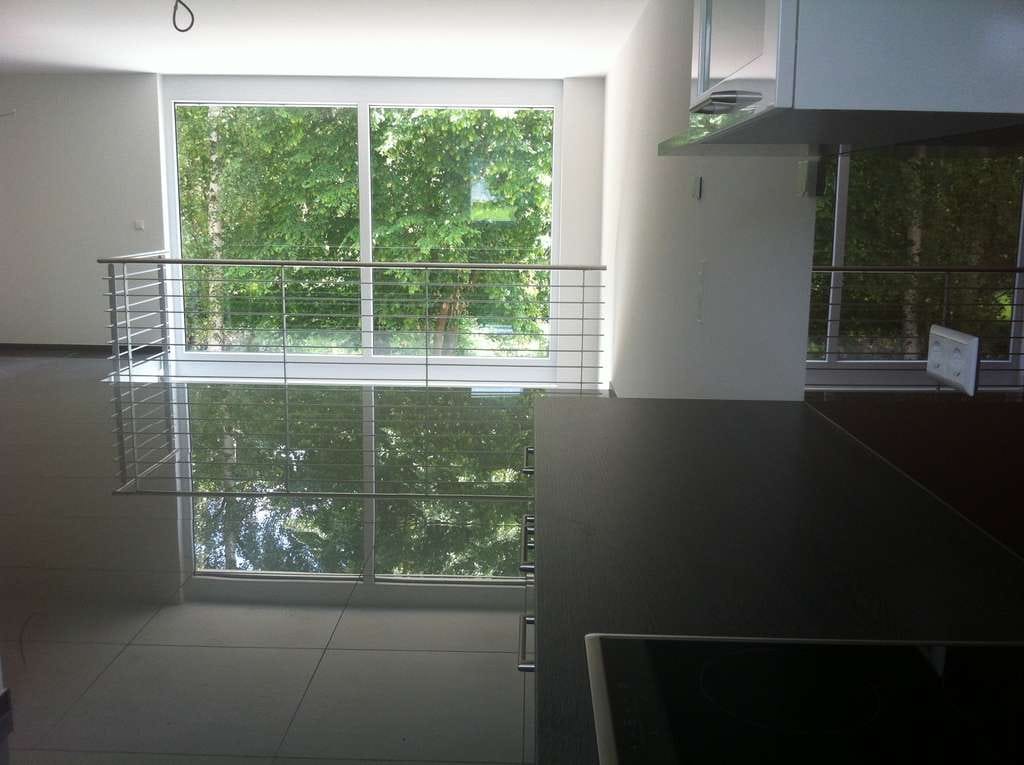 Immobilie in Rutesheim - Neuwertiges 6-Zimmer-Reihenhaus in Massivbauweise und moderner Innenausstattung in Rutesheim-Perouse - Bild 1
