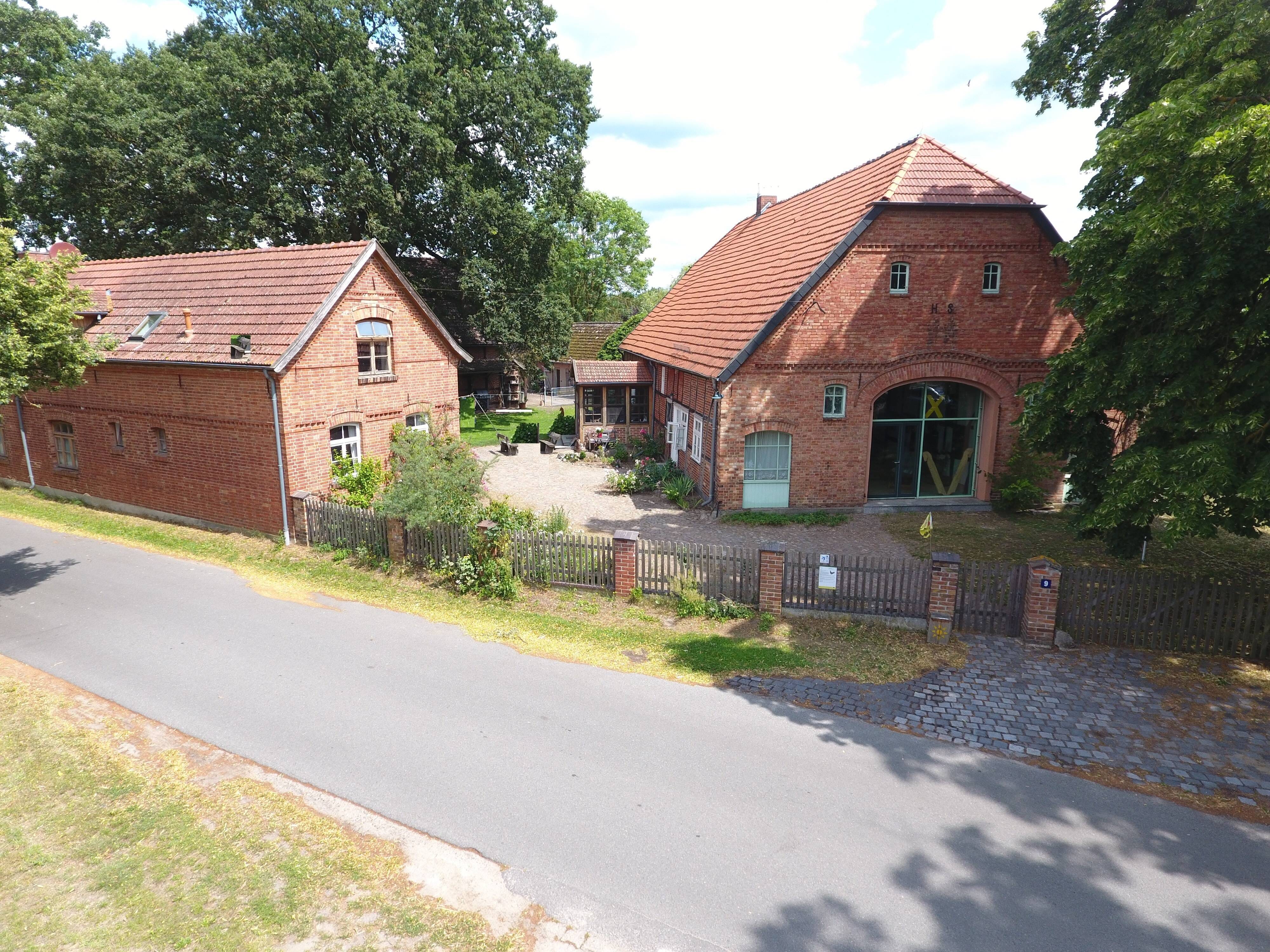 Immobilie in Trebel - "Landleben deluxe im Wendland"- Historische Hofstelle an der Nemitzer Heide" - Bild 2
