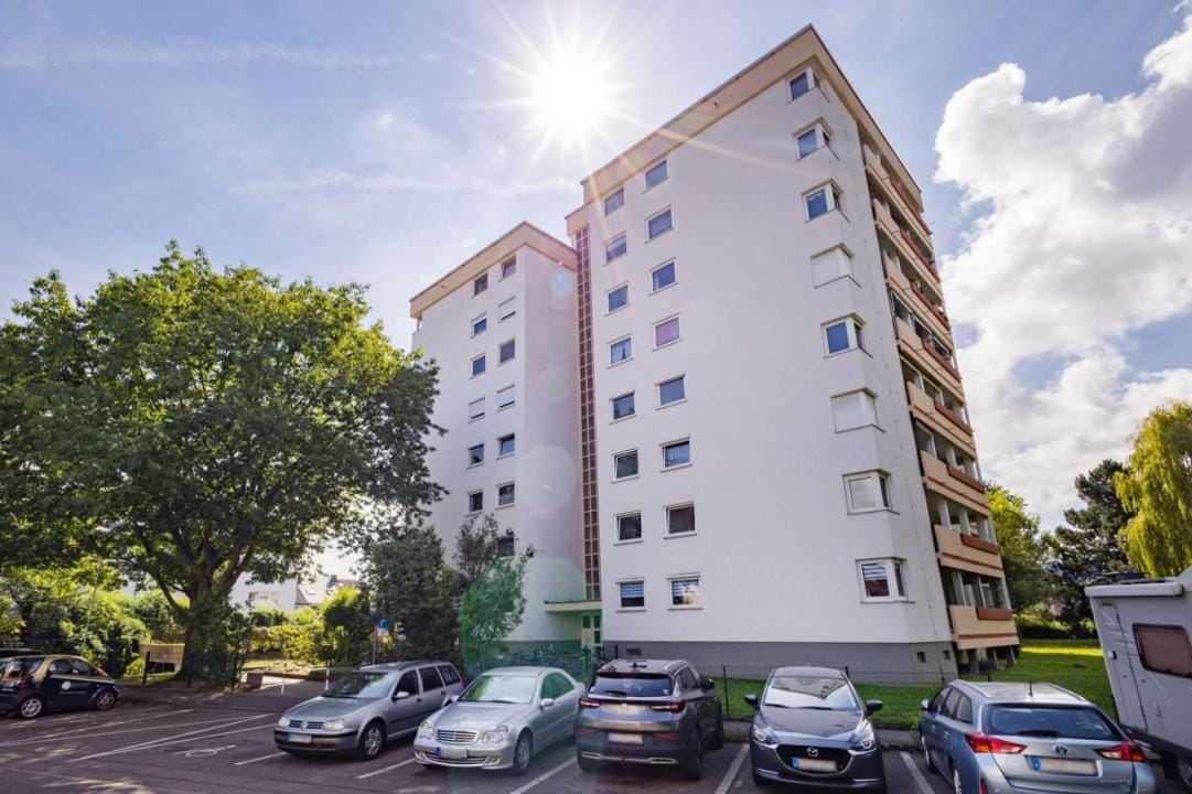 Immobilie in Gundelfingen - GUNDELFINGEN: Bezugsfreie 4-Zimmer-Wohnung zum VERKAUF. Provisionsfrei! - Bild 2