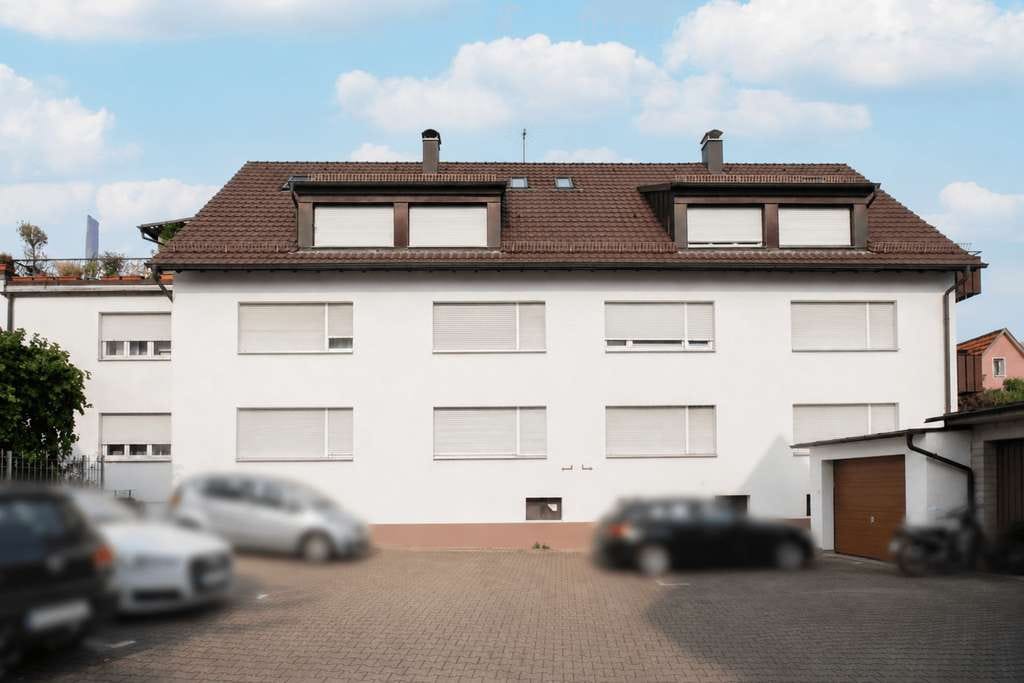 Immobilie in Kornwestheim - Solide Kapitalanlage: 
Gepflegte 3-Zimmer-Wohnung mit Südbalkon in ruhiger Wohnlage
 - Bild 0