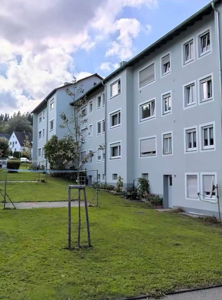 Immobilie in Tuttlingen - Komplett ausgestattete 3-Zimmer-Wohnung in Zenraler Lage von Tuttlingen - Bild 1