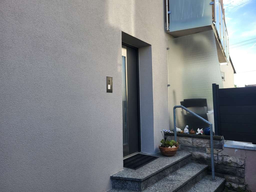 Immobilie in Ehningen - Solides freistehendes, modernisiertes Zweifamilienhaus mit ausgebautem Dachgeschoss in guter Lage - Bild 4