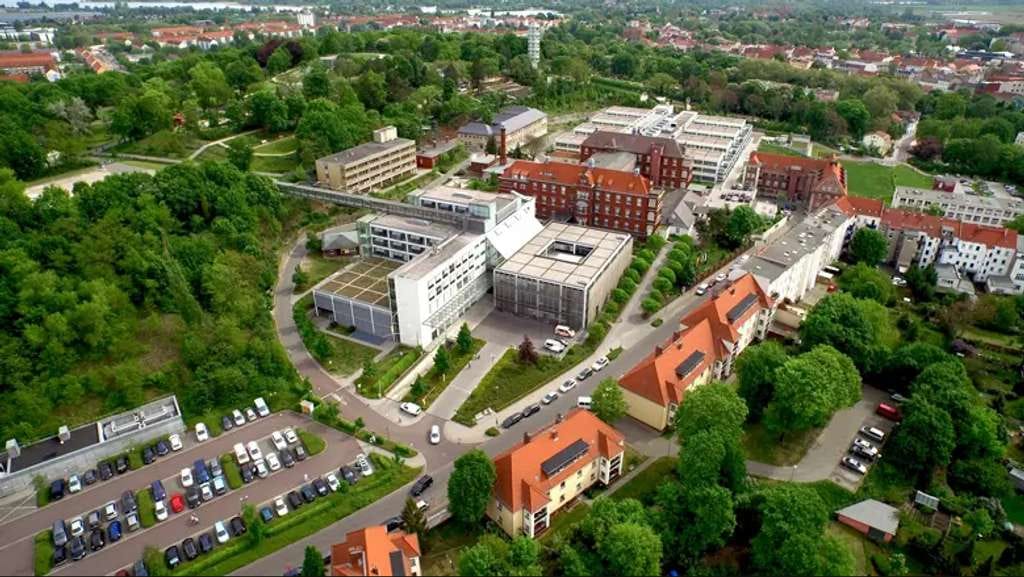 Immobilie in Brandenburg an der Havel - MFH nahe Marienberg und Uniklinikum - Bild 0
