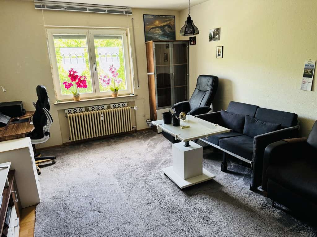 Immobilie in Göppingen - Schöne, bezahlbare 2-Zimmer-Wohnung  mit eigenem Eingang - Bild 3