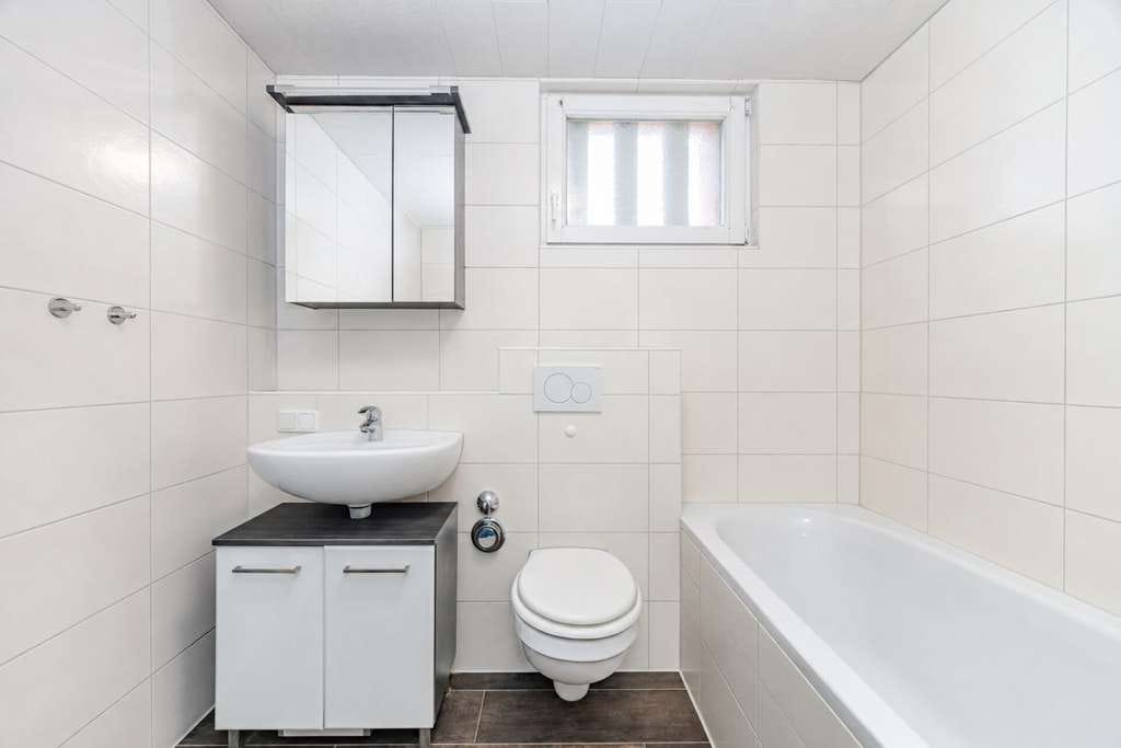 Immobilie in Emmering - Familienfreundliche 4-Zimmer-Wohnung mit Balkon und durchdachtem Wohnkonzept - Bild 4