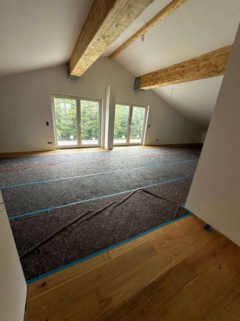 Immobilie in Eppertshausen - Riesige Neubau-Dachgeschosswohnung mit Masterbereich, Ankleidezimmer und Blick ins Grüne! - Bild 3