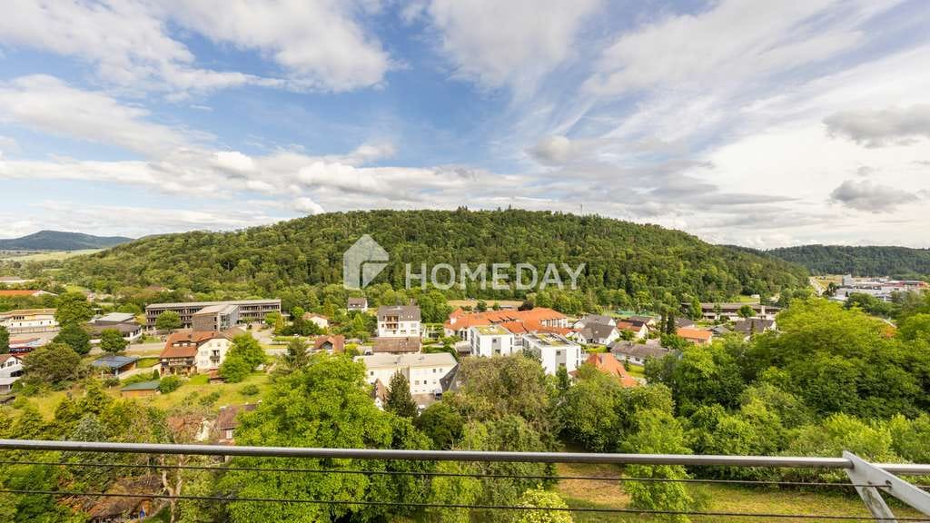 Immobilie in Stühlingen - Eigenheim mit Panoramablick und Extra-Einkommen: Großzügiges Haus mit vermietbarer Einheiten - Bild 4