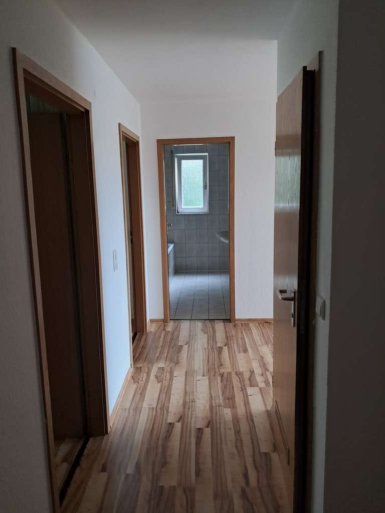Immobilie in Untermünkheim - Attraktive 3 Zimmer Wohnung mit herrlichem Weitblick - Bild 4