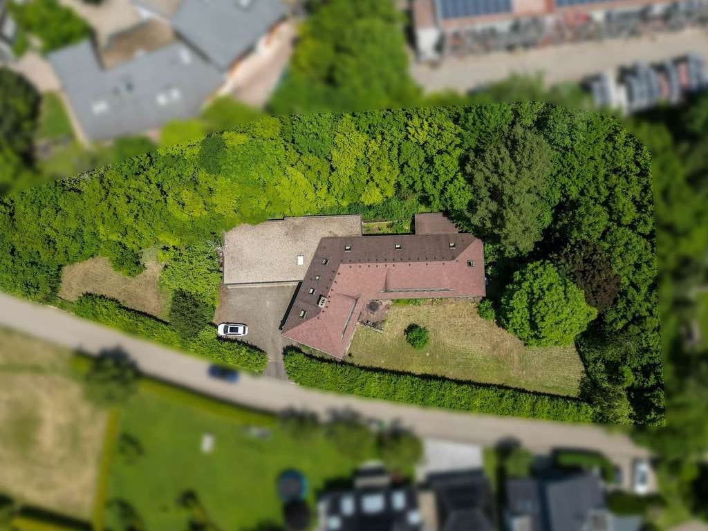 Immobilie in Dornstetten - Einzigartig Herrschaftliches Anwesen in absolut ruhiger Lage in Dornstetten-Aach - Bild 2