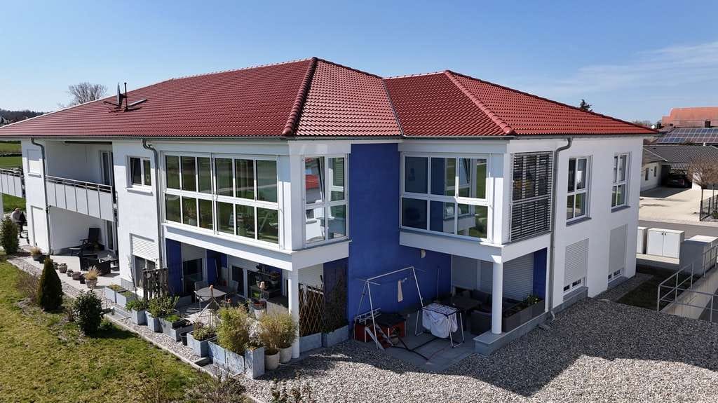 Immobilie in Aurach - Moderne 4-Zimmer-Wohnung mit Wintergarten und Blick ins Grüne - Bild 1