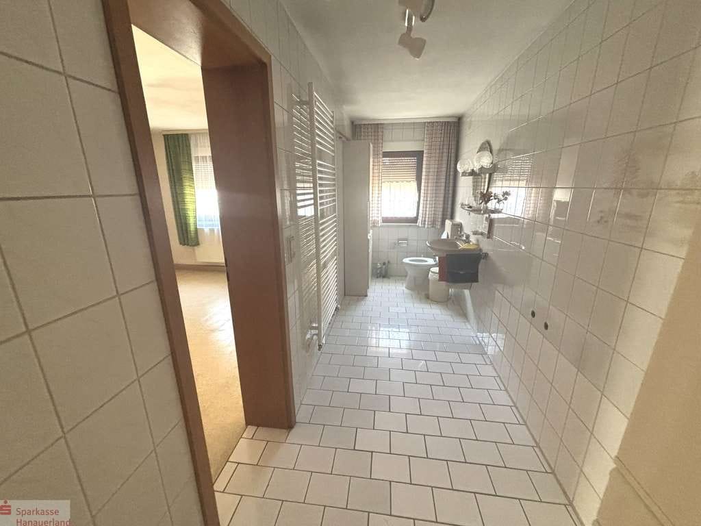 Immobilie in Rheinau - Renovierungsobjekt mit viel Platz in Freistett

 - Bild 2