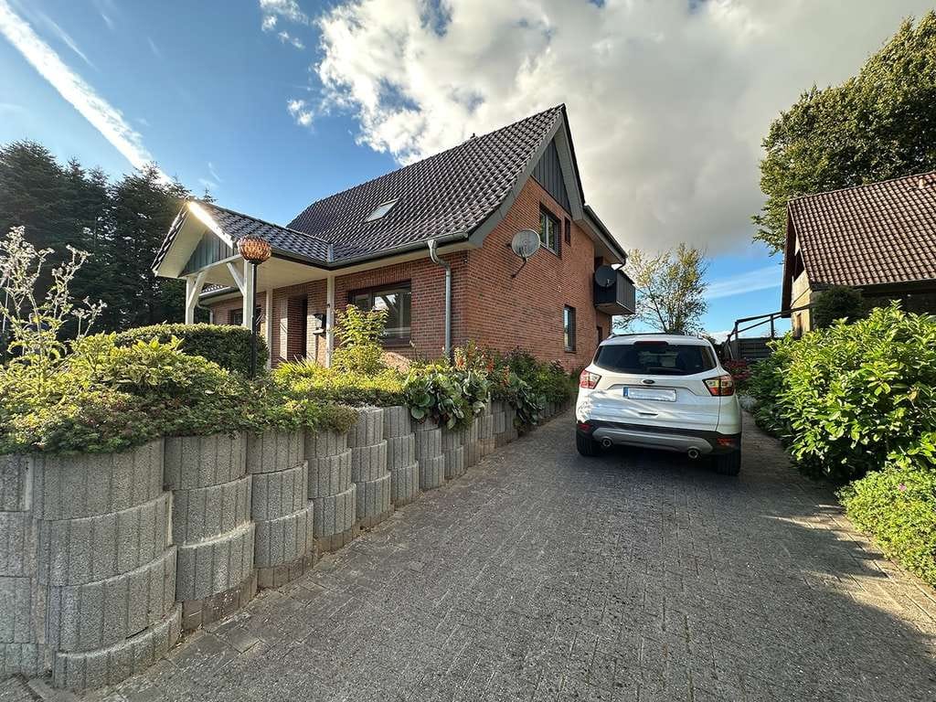 Immobilie in Mohrkirch - Laufend modernisiertes Wohnhaus auf gepflegtem Grundstück - Bild 1
