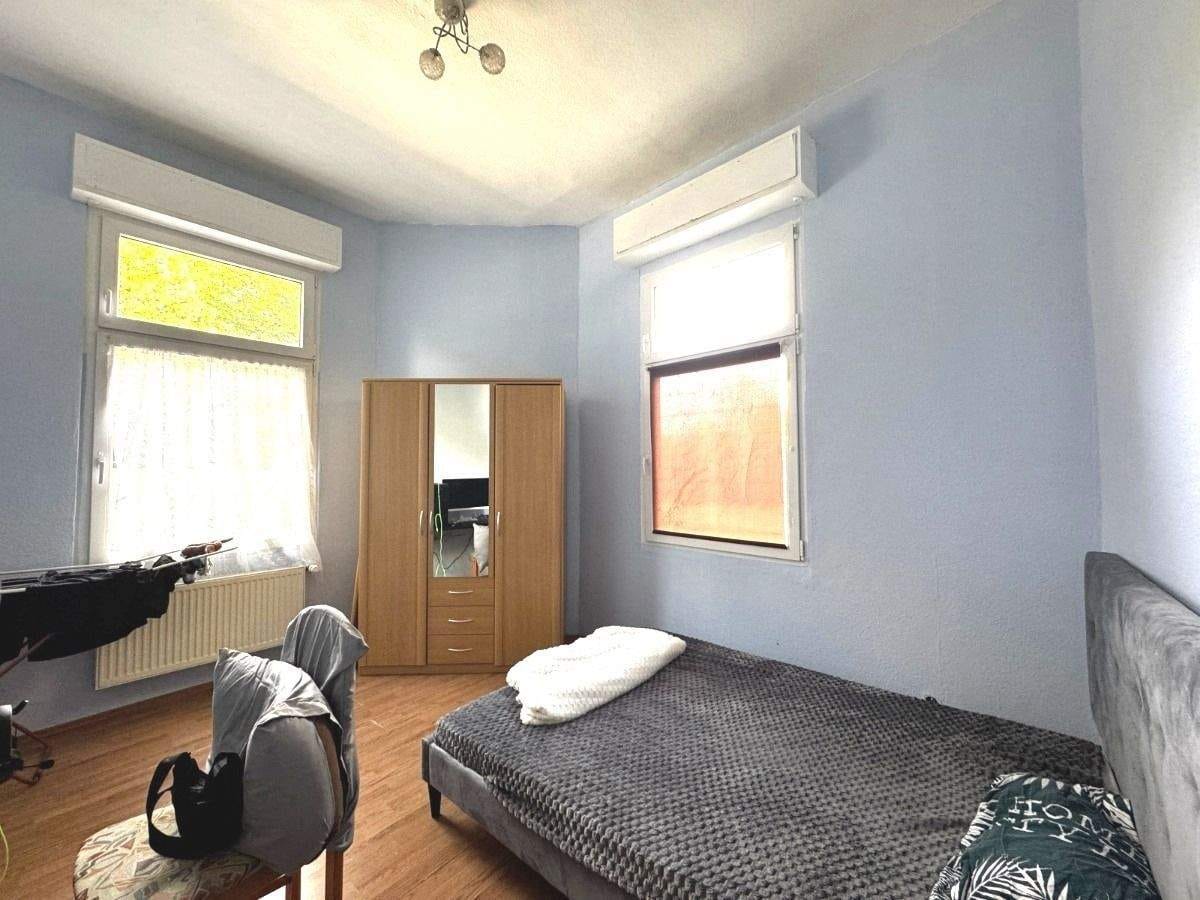 Immobilie in Velbert - Investoren aufgepasst! Gr. Wohnungspaket 5xWE in Velbert-Langenberg, Anliegerwohnung und Garage. TOP - Bild 4