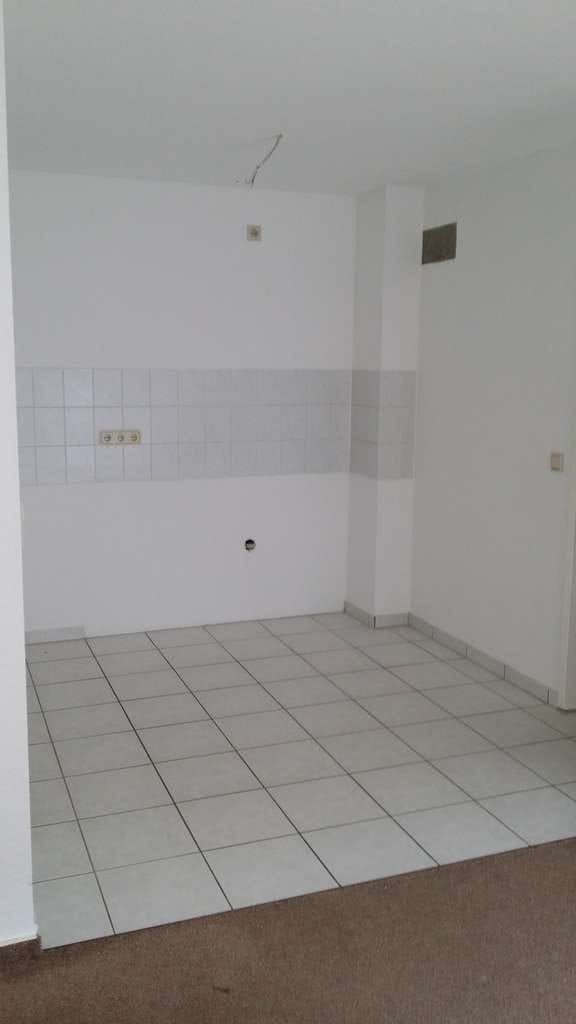 Immobilie in Rinteln - 2-Zimmer-ETW im DG mit Balkon und Tiefgaragenstellplatz - Bild 2