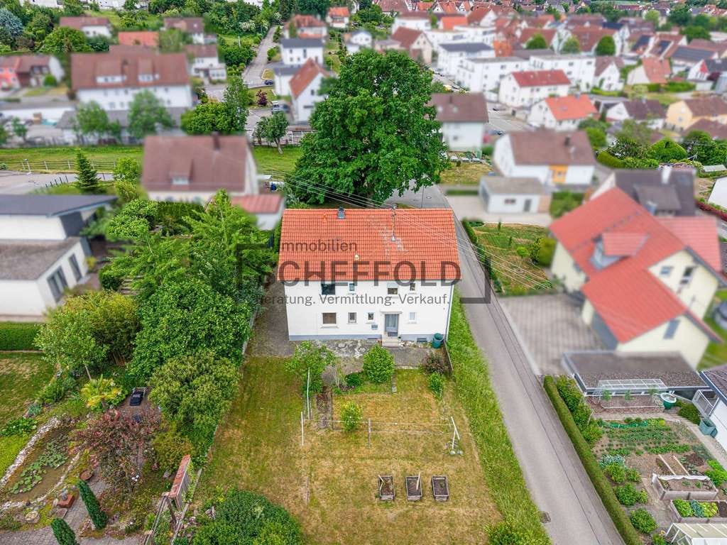 Immobilie in Ertingen - Charmant! Großzügiges Zweifamilienhaus in ruhiger Wohnlage mit herrlichen Sonnenbalkonen - Bild 3