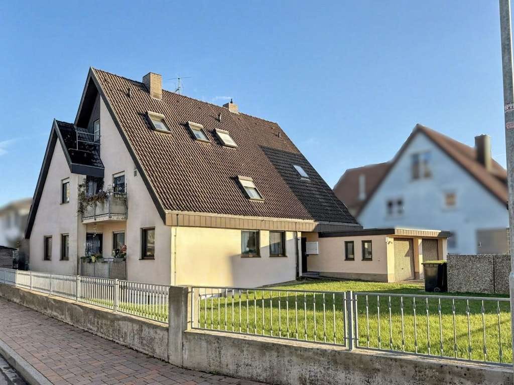 Immobilie in Breisach am Rhein - Voll vermietetes Vier-Parteien-Haus in guter Lage von Breisach-Gündlingen - Bild 0
