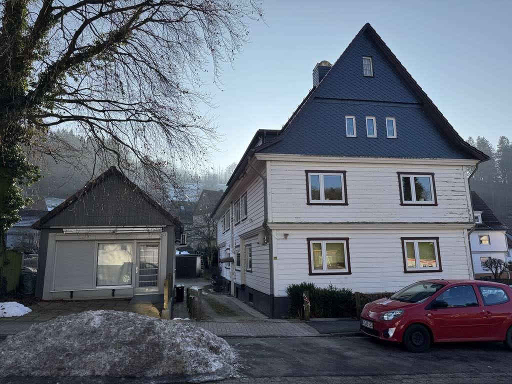 Immobilie in Bad Grund - Interessantes Mehrfamilienhaus mit sechs Wohnungen und einem Pavillon in gut erreichbarer Lage - Bild 2