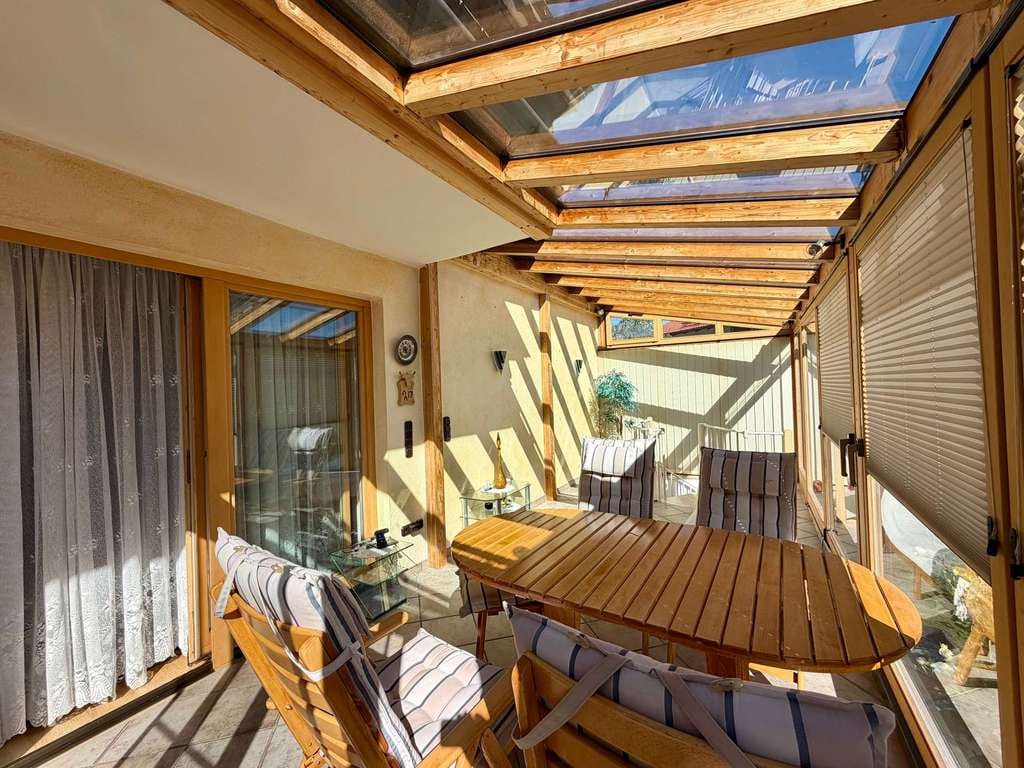 Immobilie in Grassau - Großzügiges Familienanwesen mit Wellnessbereich & Einliegerwohnung im Chiemgau - Bild 3