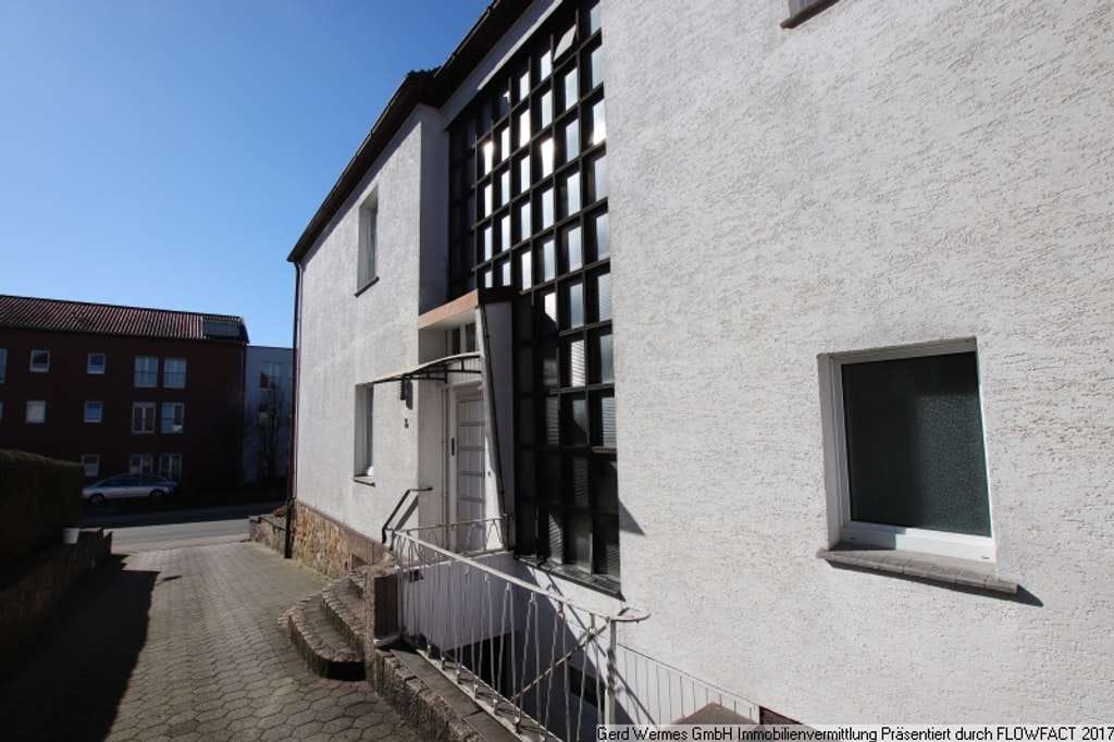 Immobilie in Hagen am Teutoburger Wald - Zweifamilienhaus auf Eigentumsgrundstück in Hagen a.T.W. zu verkaufen - Bild 2