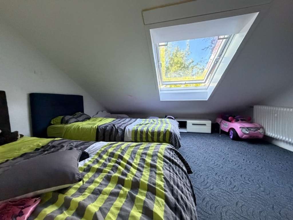 Immobilie in Mettmann - Renovierungsbedürftige 3-Zimmer Dachgeschosswohnung zur Kapitalanlage in Mettmann - Bild 4