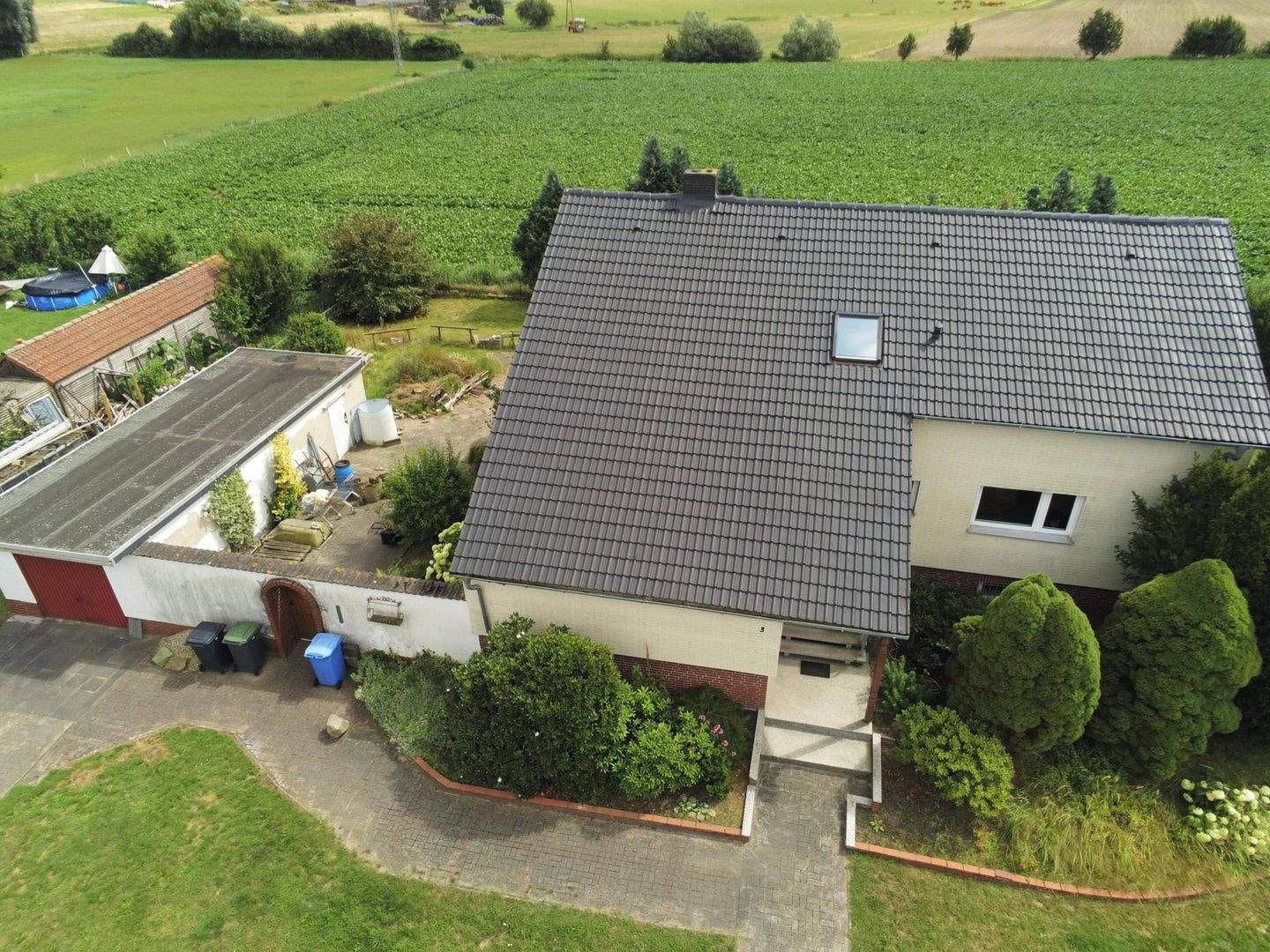 Immobilie in Velpke - Großes Einfamilienhaus in schöner Lage - Bild 1