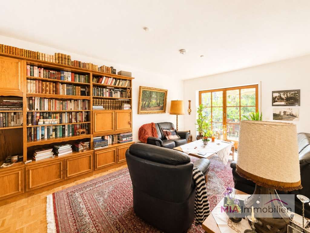 Immobilie in Künzelsau - Attraktive Kapitalanlage – Gepflegte 3-Zi.-Wohnung mit schöner Loggia in Schloss Stetten - Bild 4