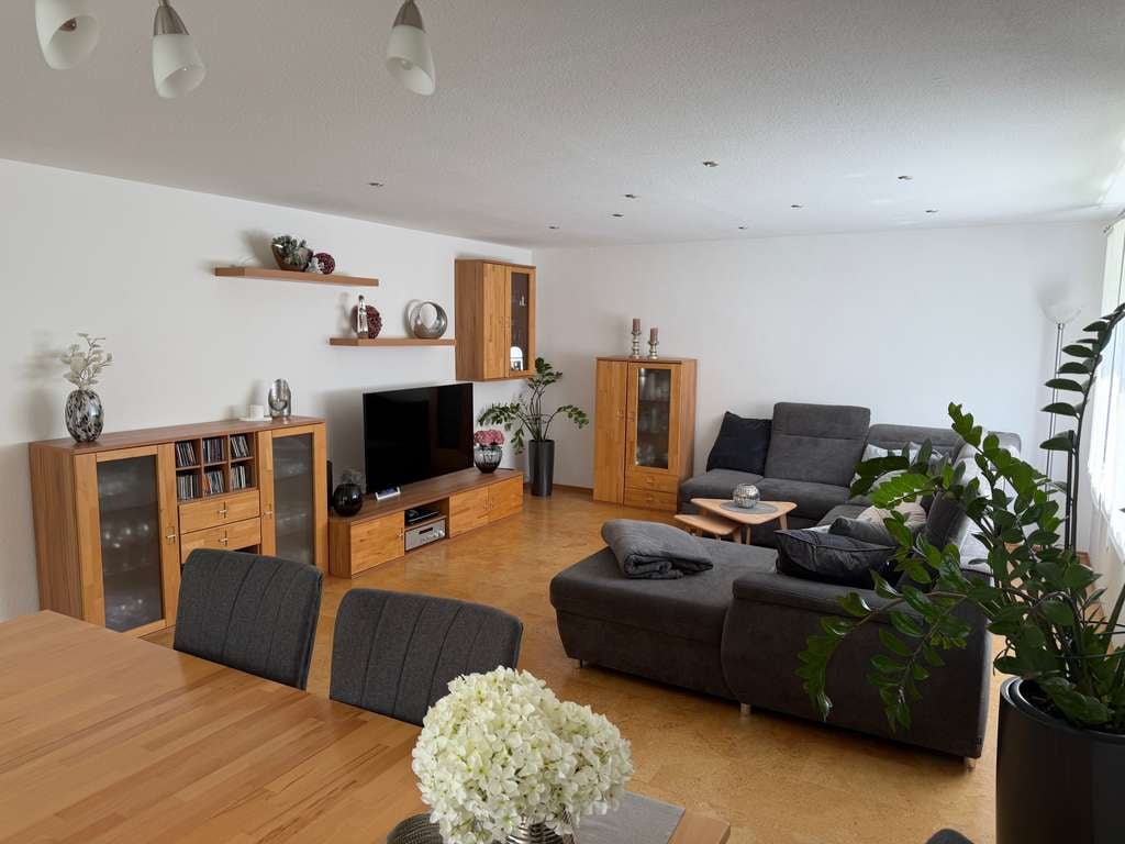 Immobilie in Schönaich - Ankommen, einziehen, wohlfühlen – großzügige Familienwohnung in Schönaich - Bild 3
