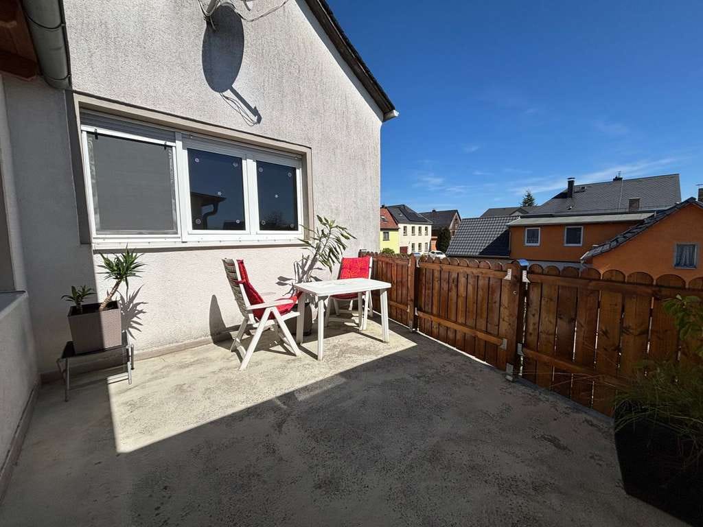 Immobilie in Hermsdorf - Einfamilienhaus mit Einliegerwohnung in ruhiger Lage von Hermsdorf - Bild 2