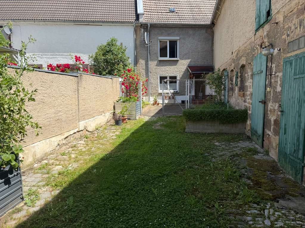 Immobilie in Nemsdorf-Göhrendorf - Ländliches Familienhaus mit Innenhof, Scheune und viel Potenzial in Nemsdorf - Bild 3
