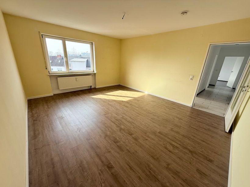 Immobilie in Dasing - Provisionsfrei - Helle 2 Zimmer Wohnung mit Balkon in Dasing - Bild 0