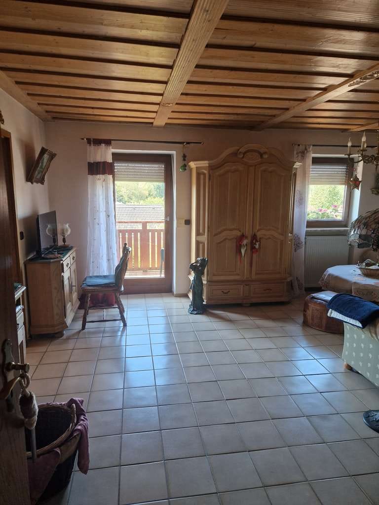 Immobilie in Tiefenbach - Traumhaus auf dem Lande mit viel Platz - Bild 2