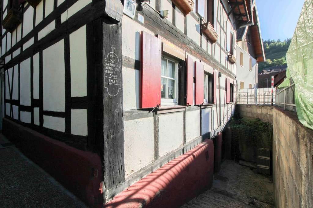 Immobilie in Forbach - Historisches Gebäude in top Zustand -  Einfamilienhaus mit Einliegerwohnung in Citylage - Bild 3