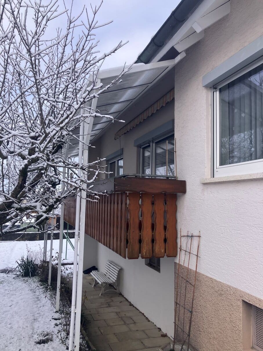 Immobilie in Denkingen - Viel Platz in ruhiger Lage - EFH mit 8 Zimmer, Garten und Garagen - Bild 4